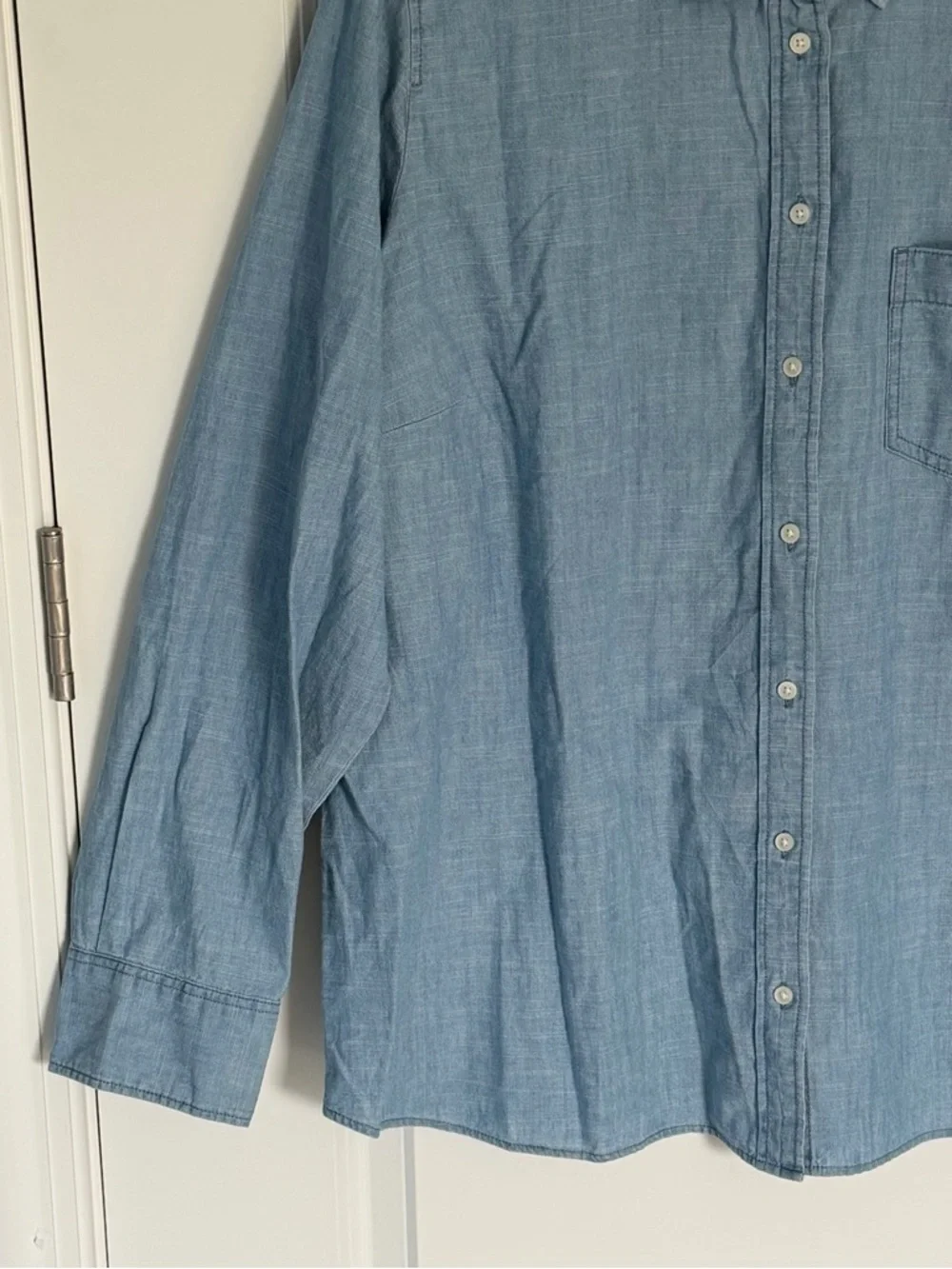 NEW J. Crew Light Chambray Signature Fit Button-Down Shirt plus 2X 39751